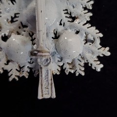 Vintage Hollycraft Christmas Tree Brooch Candle White Opalized 2.25″