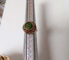 Vintage Adjustable Gold Tone 10kgf Ring Good Vintage Condition Green Stone