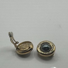Vintage Carol Lee Faux Black Pearl Clip On Button Earrings Silver Tone Signed