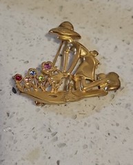 Lovely Woman Gardening Brooch with Rhinestone Flowers