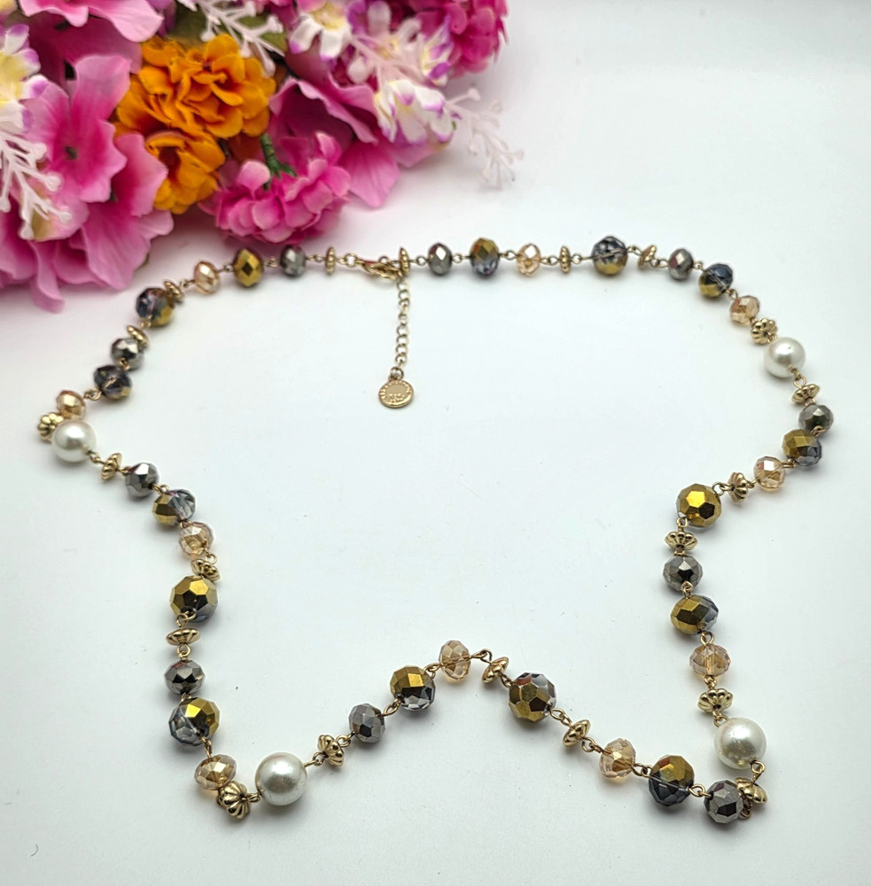 Liz Claiborne Faux Pearl Crystal Bead Necklace Gold Tone 32 in adj. Sparkle