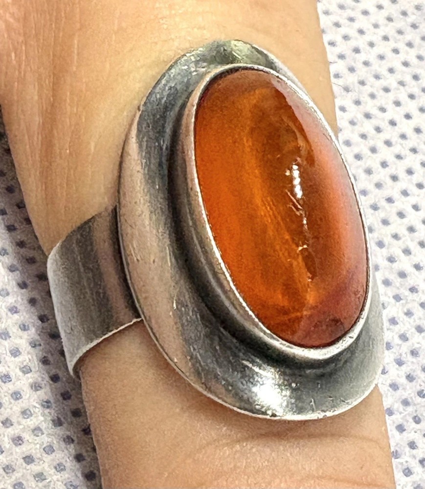 (75) ANTIQUE 1900-1930 – 18×9 mm Honey Amber 835 Silver size 6.5 Ring (925)