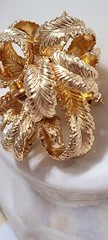 Grosse Signed Gold Tone Bow Leaf Nature Brooch Pin Women’s Fashion Jewelry