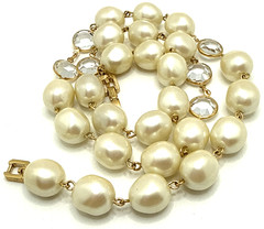Vintage 80s GIVENCHY Bijoux Faux Baroque Pearl Clear Crystal Bezel Necklace 24″