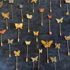Huge Lot Vintage Jewelry Mixed Media ALL BUTTERFLIES Stick Pins Enamel Cloisonné
