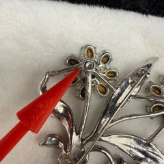 Vintage Rhinestone Flower Brooch Pot Metal Silver Tone READ