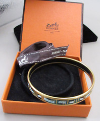 Vintage Hermes Paris Gold Enamel Bangle Bracelet with Box – Size 66 (KB-14)