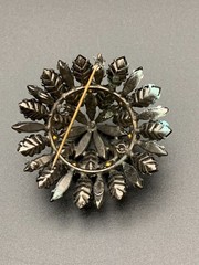 VINTAGE SCHREINER OF NEW YORK BLACK JET RHINESTONE Dome BROOCH (786)