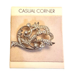 Casual Corner Rhinestone Pin 2″ Scroll Work Lapel Brooch New on Card $36 MSRP