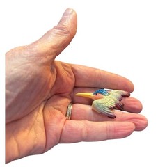 Vintage Carved Hummingbird Brooch Marked Japan Pastel Resin Figural Bird Pin