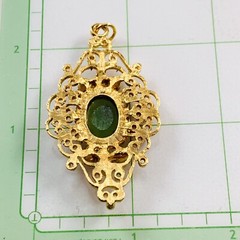 Beautiful Vintage Faux Jade & Simulated Pearl Gold Tone Filigree Estate Pendant