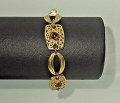 Vintage Sarah Coventry Butterscotch Rhinestone Gold Tone Filigree Bracelet 1974