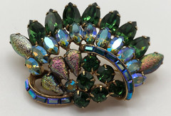 Gorgeous HOLLYCRAFT Peacock Blue AB, Green Rhinestone Iridescent Cab Brooch
