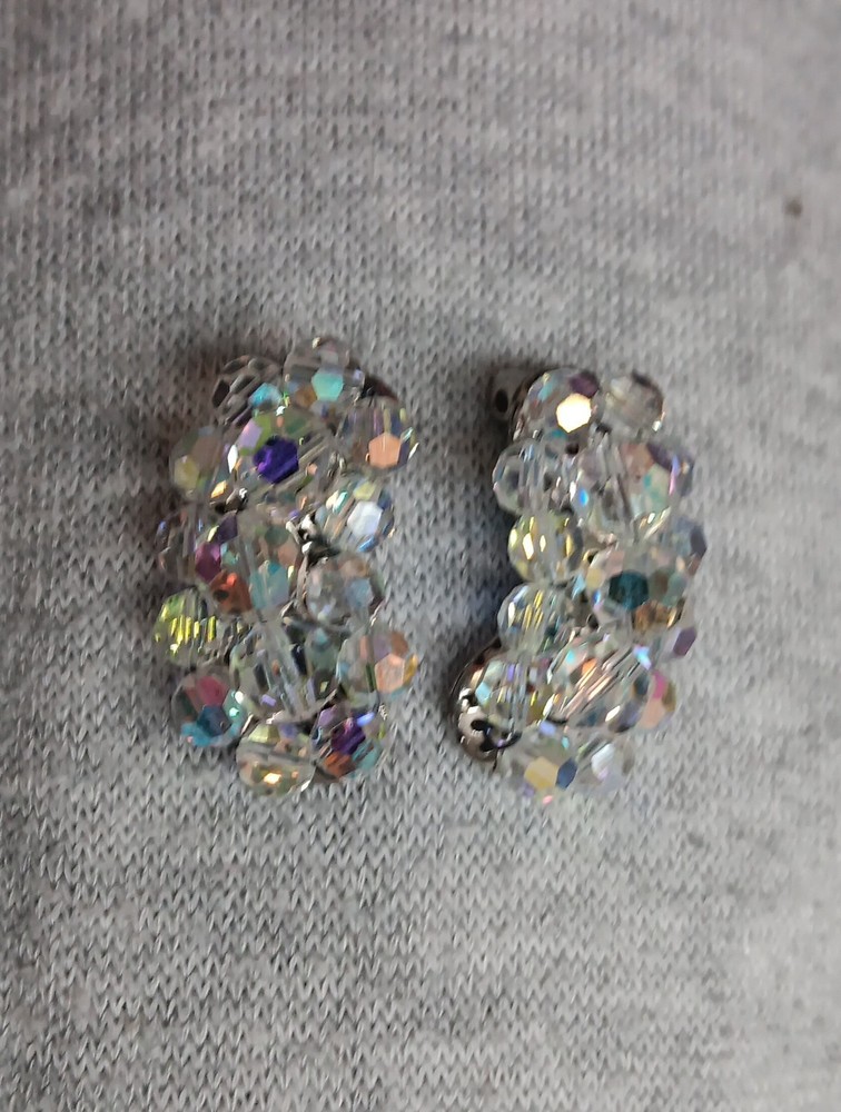 VTG PAIR 1 1/4” AB CRYSTAL & RHINESTONE CLIP BACK EARRINGS- Costume Jewelry