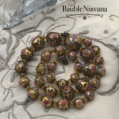 Vintage Venetian Art Glass White Wedding Cake Chunky Large 19mm Beads Necklace