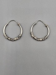 Vintage Wire Twisted Design Silver-Tone Hinged Hoop Earrings