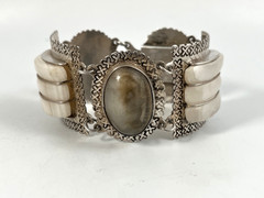 VINTAGE SILVER MEXICO BEIGE & WHITE AGATE PANEL BRACELET 7.25