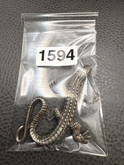 Vintage HUGE Old Pot Metal Lizard Gecko Brooch Pin Red Enamel Eyes Figural