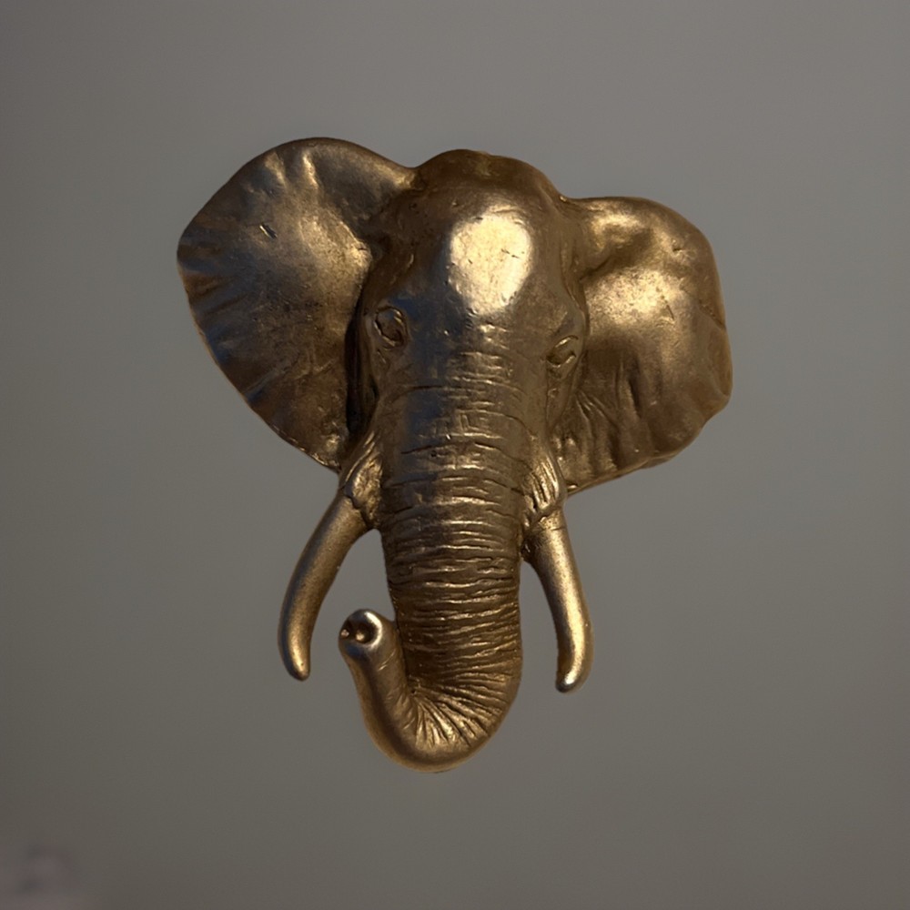 VINTAGE AMERICAN JEWERLY CHAIN CO, GOLD TONE ELEPHANT HEAD BROOCH