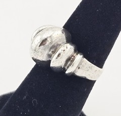 Vintage Taxco Scalloped Sterling Silver Dome Modernist Ring Size 5 – 6g