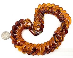 Vtg Butterscotch & Carmel ChunkyLucite Chain Link Choker Necklace Made in Taiwan