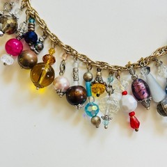 Vtg Art Glass Necklace Beaded Charm dangle Flashy colorful crystal Rare 18″ L