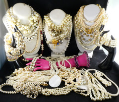 Huge Vintage Faux Pearl Jewelry Lot 4 lbs 30 Necklaces Bracelets 40 Piece Lot