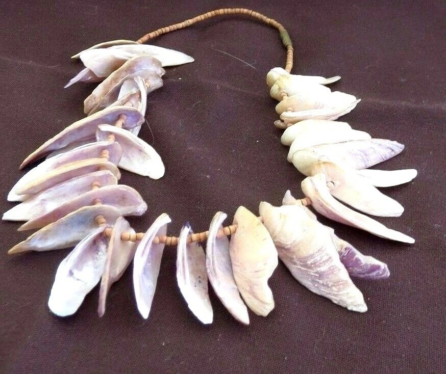 Vintage Purple and White Seashell Necklace 17” ~ From 1950’s to 1970’s eras