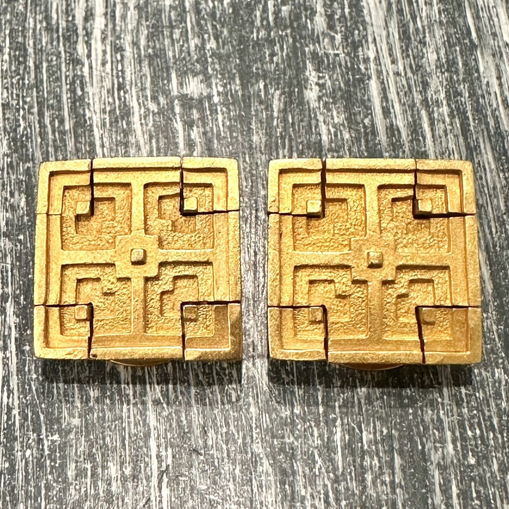 MOMA MUSEUM OF MODERN ART FRANK LLOYD WRIGHT STORER HOUSE GOLD CLIP ON EARRINGS