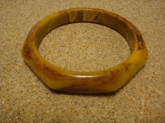 Vintage 1/2″ Butterscotch/Brown/Green Octagon Bakelite Bracelet; Beveled Edges!