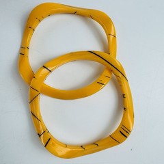 Vtg Bangle Bracelet Lot 7pc Chunky Resin Acrylic Blue Black Cream Yellow Retro
