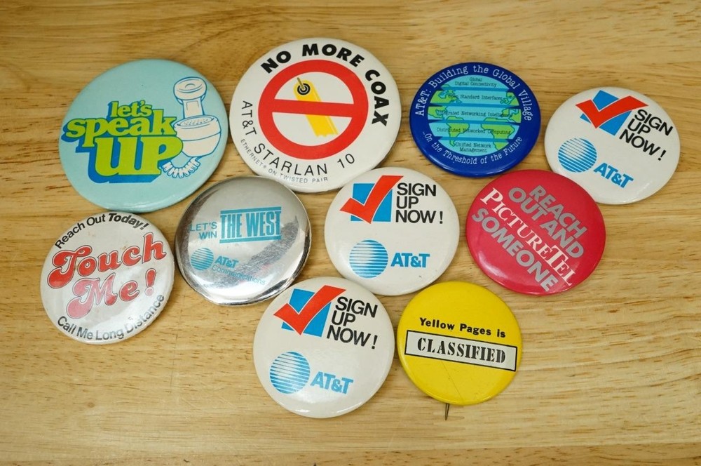 Vintage Advertising Lot Pinback Buttons AT&T Telephone Yellow Pages Starlan 10