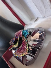Rhinestone Flower On Metallic Plastic Beaded Bracelet One Size Fits All Vintage