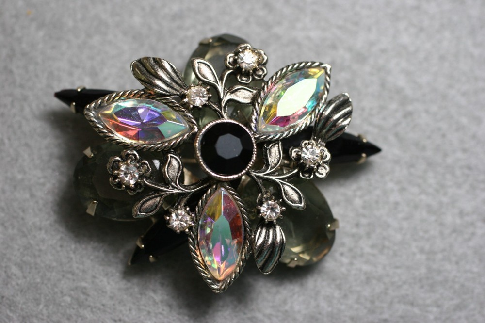 Smoky Gray Glass Oval Stones /AB Marquise Accents Floral Brooch Vintage