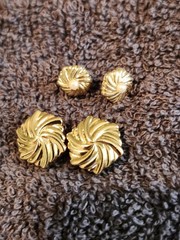 Lot Of 10 Vintage AVON Pierced Earrings 1980s-1990s