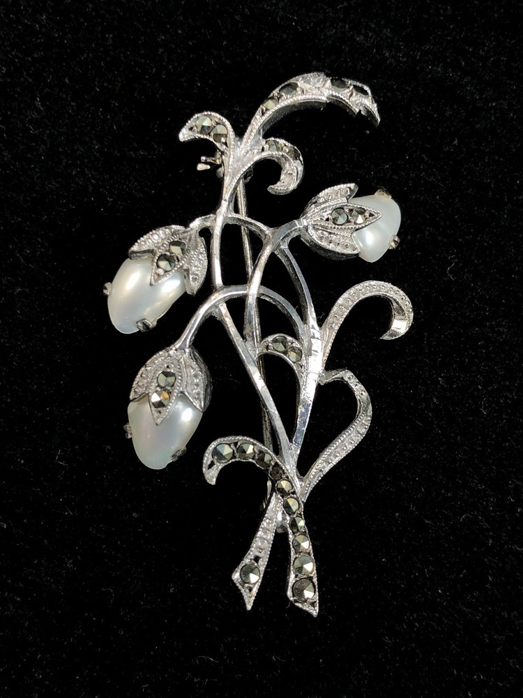 Vintage Antique 935 Sterling Baby Tooth Pearl Marcasite Brooch Pin