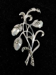 Vintage Antique 935 Sterling Baby Tooth Pearl Marcasite Brooch Pin