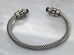 Twisted Sterling Silver Cuff Bracelet w/ Black Onyx Ends ~ 29.2g ~ 9-C701