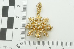 ANTIQUE ENGLISH VICTORIAN 15K GOLD PEARL SNOWFLAKE STAR BROOCH / PENDANT