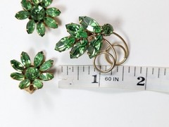 Green Rhinestone Flower Pin Brooch and Earrings Set 3D MCM 60’s Estate
