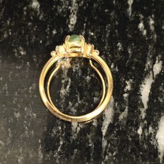 Vintage Avon Ring Oriental Jade oval Gold Tone 1974 Rhinestone Gemstone jewelry