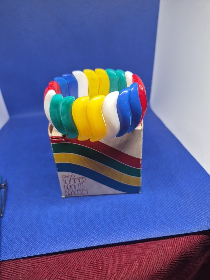 Vintage 1984 Avon Summer Bright Stretch Bracelet With Box