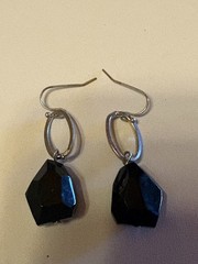 Vintage Black Faceted Glass Tear Drop Dangle Silvertone Metal Earrings Pierced