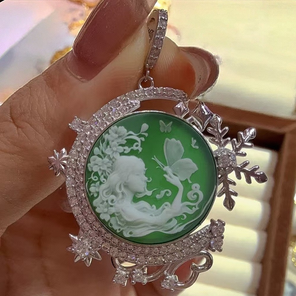 925 sterling silver green Agate Cameo vintage jewelry Pendant estate jewelry