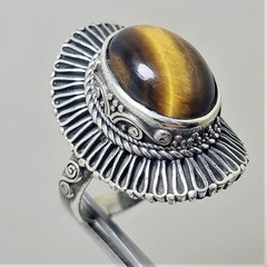 Ancient Vintage Victorian Ring Sterling Silver 925 Tiger’s eye Stone – Size 9.5