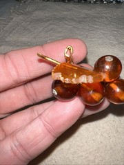 VTG Amber Lucite Grape Cluster Brooch Gold Tone Leaves Mid Century Fruit Jewelry