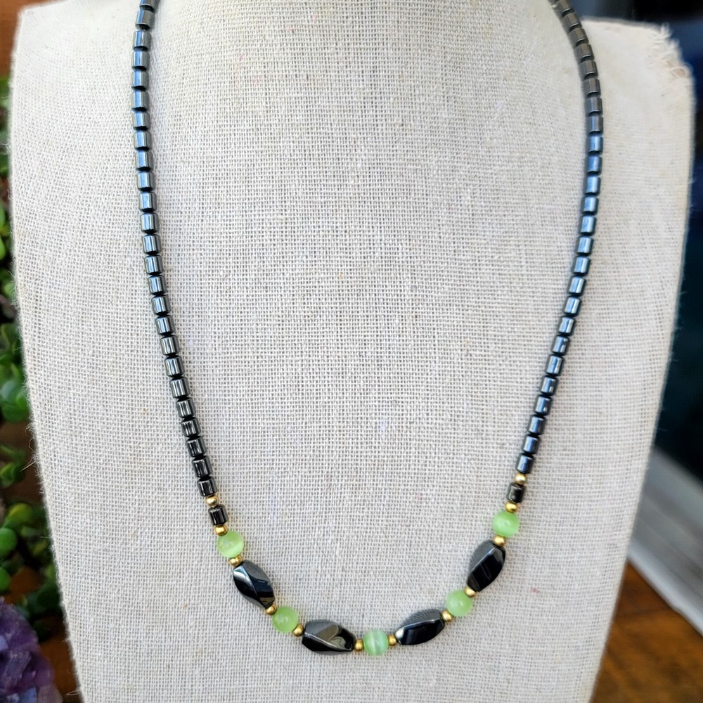 Vintage Green Phrenite Hematite Gemstone Bead Necklace 18″ Healing Property