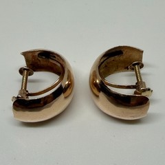 Vintage 18K Yellow Gold Wide Huggie Hoop Screw Back Earrings 3.22g 18MM x 10MM