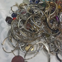 Big Vintage to Now Single Earrings Lot Mixed Jewelry Repair Craft Harvest Pounds