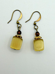 BEIGE GLASS SQUARE BEADED DANGLE DROP EARRINGS WOMENS FRENCH WIRE HOOK BOHO